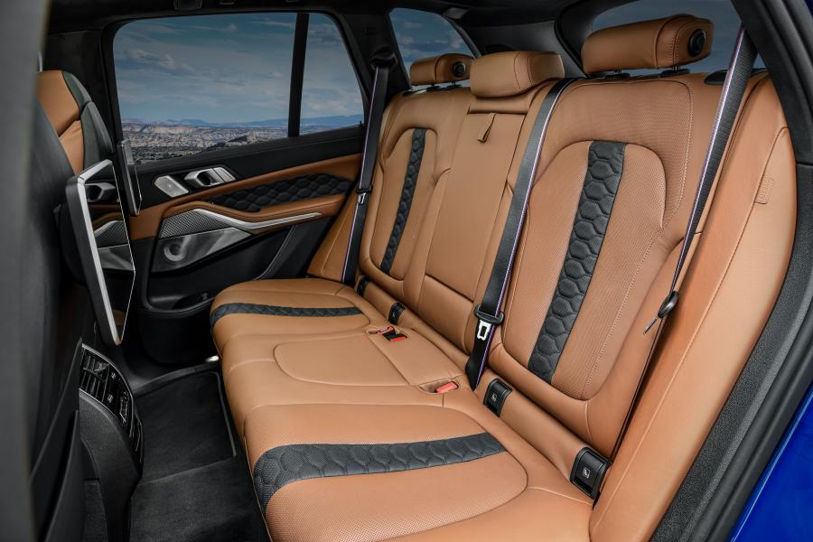 Интерьер BMW X5 M Competition (F85) 2019 года  (WW) (фото 56 из 84)